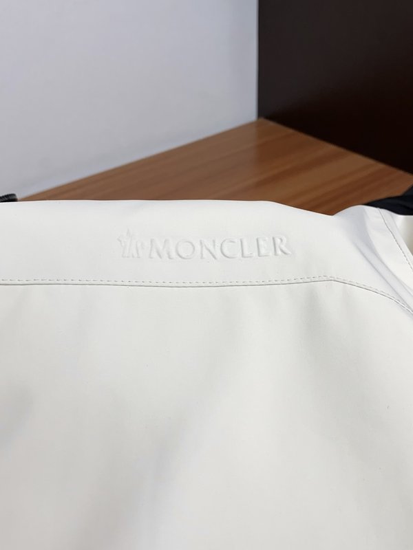 몽클레어 타일 컬러 블록 디자인 오버핏 패딩 자켓 001-265812