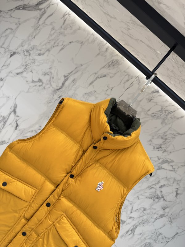 Moncler 최고 버전 다운 재킷 패션 디자이너 스타 001-265836