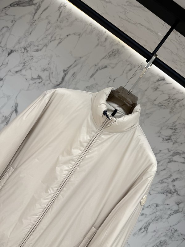 Moncler 남성 다운점퍼 슬림핏 데일리 001-265858
