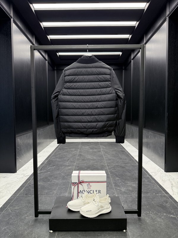 Moncler Verney 남성 3-in-1 숏 패딩 001-265868