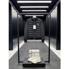 Moncler Verney 남성 3-in-1 숏 패딩 001-265868