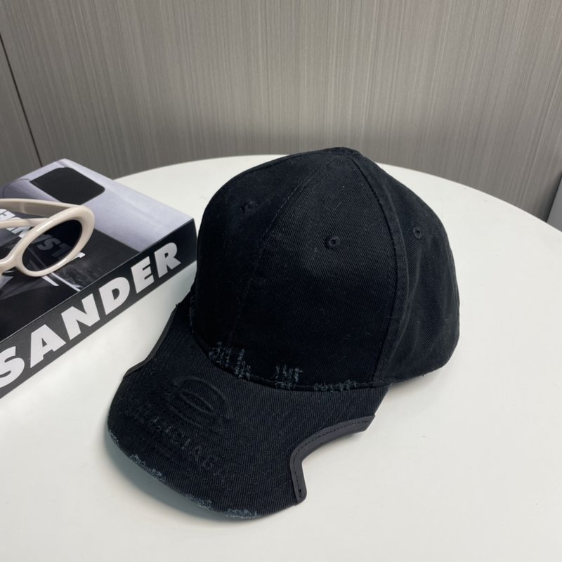 발렌시아가 자수 로고 볼캡 001-265904