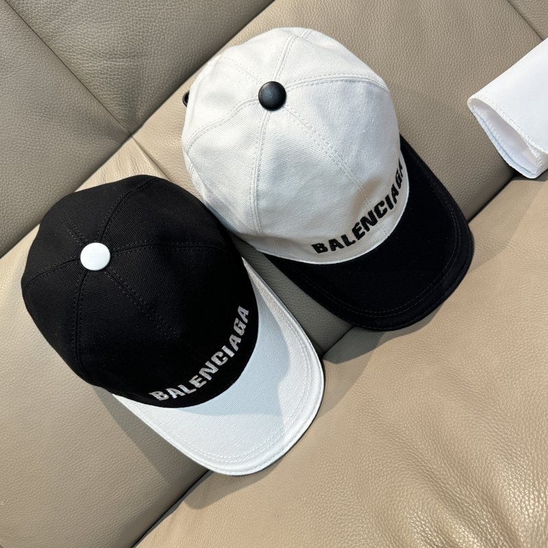 발렌시아가 신상 블랙화이트 야구모자 001-265918