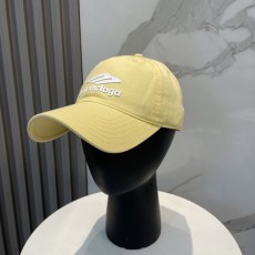 발렌시아가 워시드 코튼 볼캡 001-265923