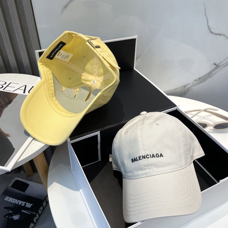 발렌시아가 신상 워싱 코튼 볼캡 001-265946