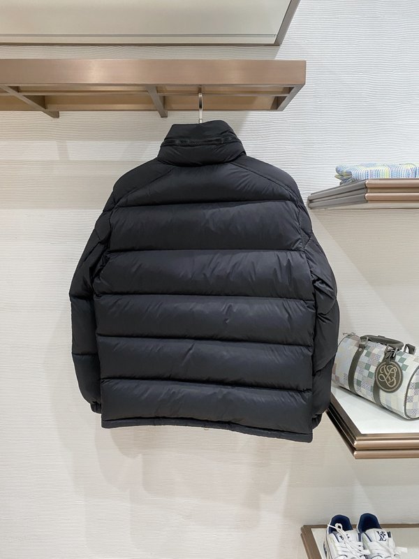 몽클레어 숏 다운 자켓 001-266084