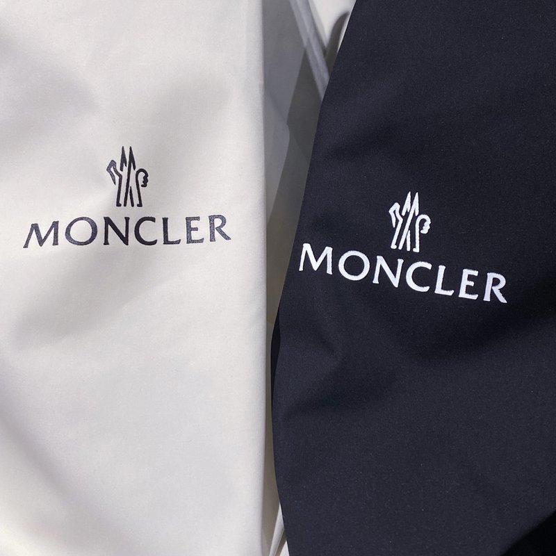 몽클레르 양면 착용 패딩 점퍼 001-266089