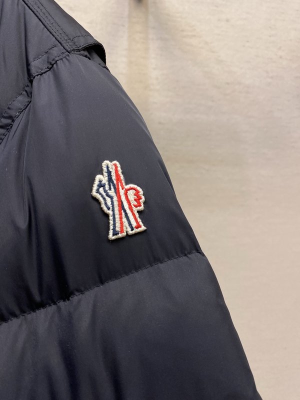 Moncler 겨울 신상 다운 자켓 아우터 001-266092