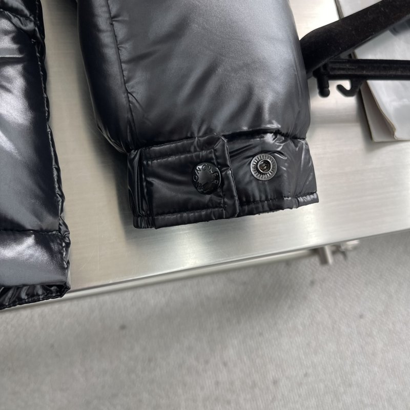 몽클레어 숏 후드 다운 자켓 001-266093