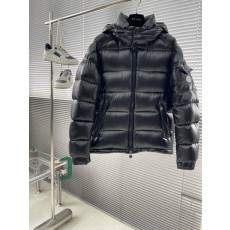 몽클레어 숏 후드 다운 자켓 001-266093