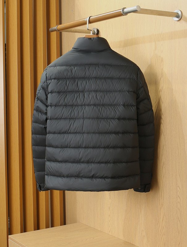 Monc1er 경량 스탠드칼라 다운 자켓 001-266133