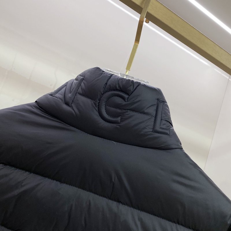 몽클레어 스탠드 칼라 패딩 001-266161
