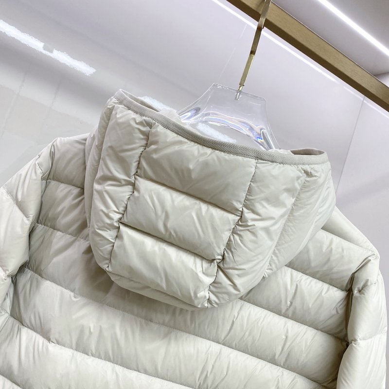 몽클레어 최고급 경량 다운 점퍼 001-266166