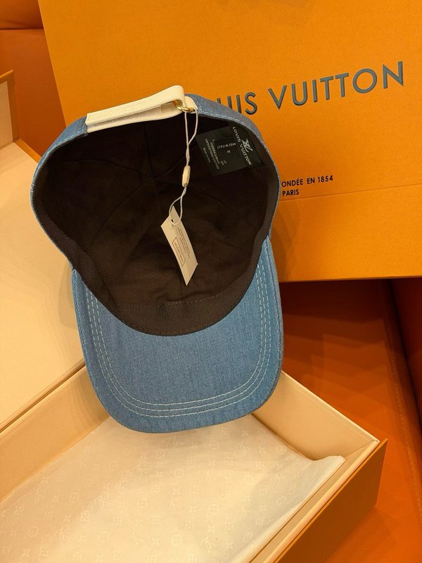 LV 데님 자수 필기체 야구모자 001-266275