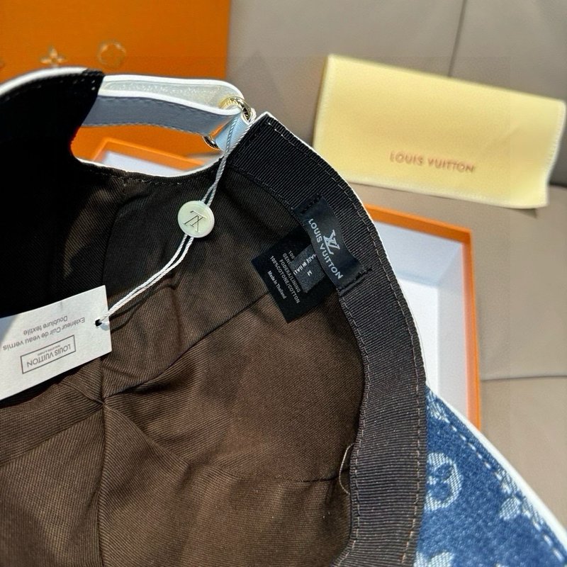 LV 모노그램 패치 볼캡 001-266280