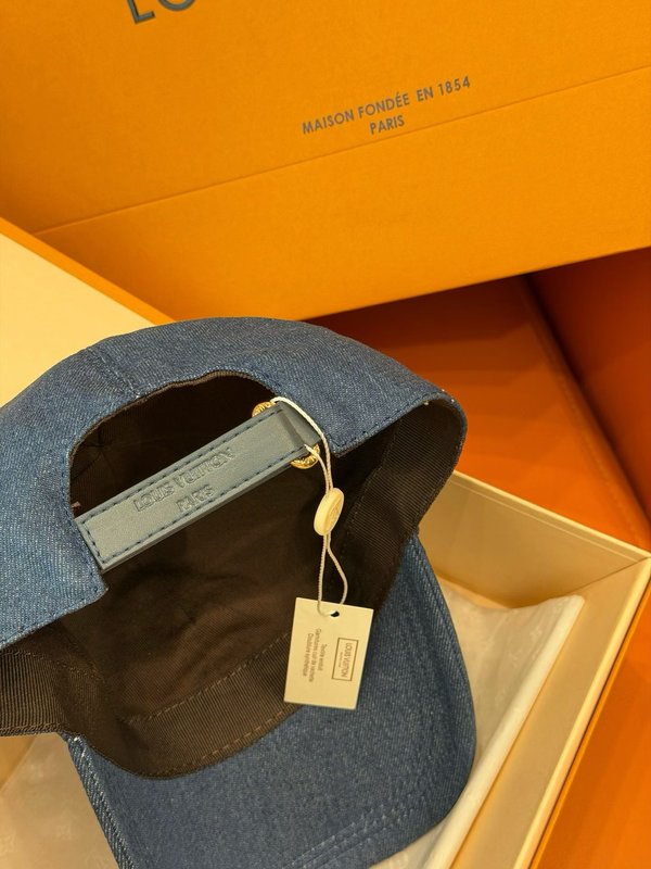 LV 청바지 자수 손글씨 야구모자 001-266343