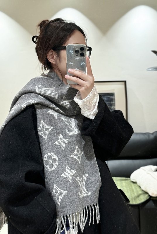루이비통 모노그램 머플러 001-266430