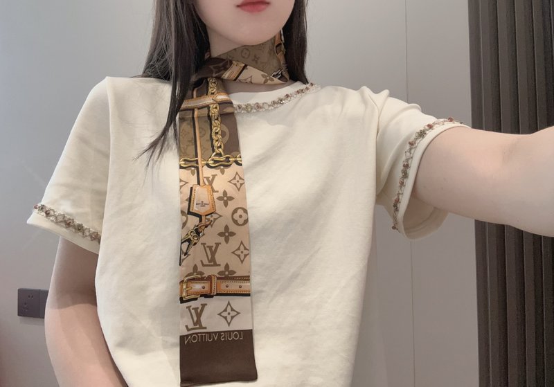 루이비통 자매 모델 리본 머리띠 001-266445