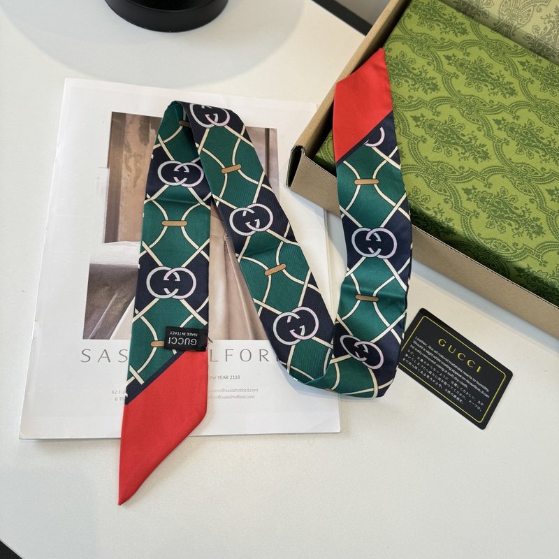 GUCCI 실크 트윌리 스카프 001-266718