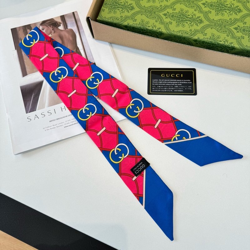 GUCCI 실크 트윌리 스카프 001-266718