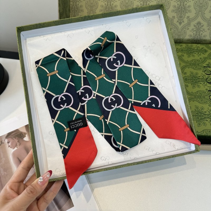 GUCCI 실크 트윌리 스카프 001-266718