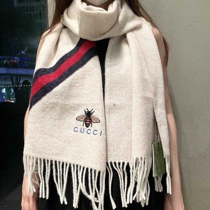 GUCCI 스트라이프 벌 캐시미어 스카프 001-266749