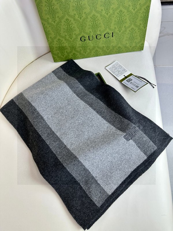GUCCI 클래식 스트라이프 남성 머플러 001-266756
