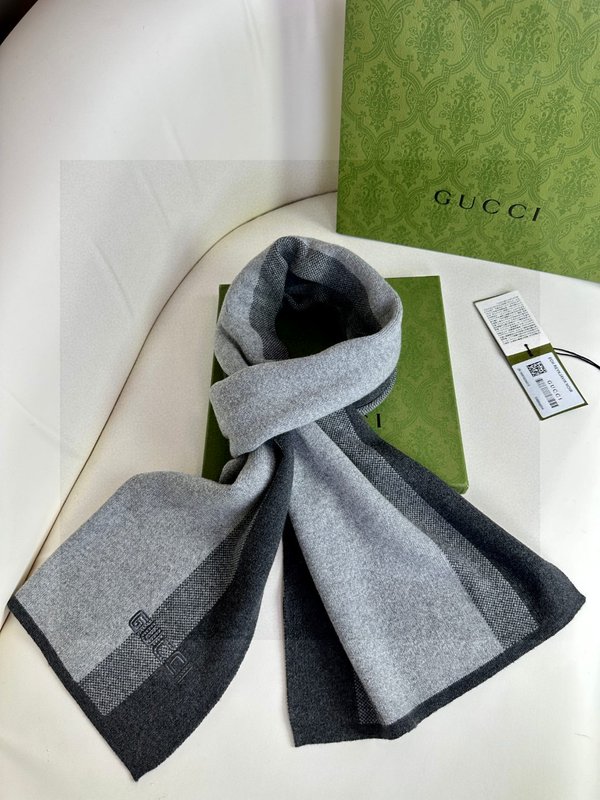 GUCCI 클래식 스트라이프 남성 머플러 001-266756