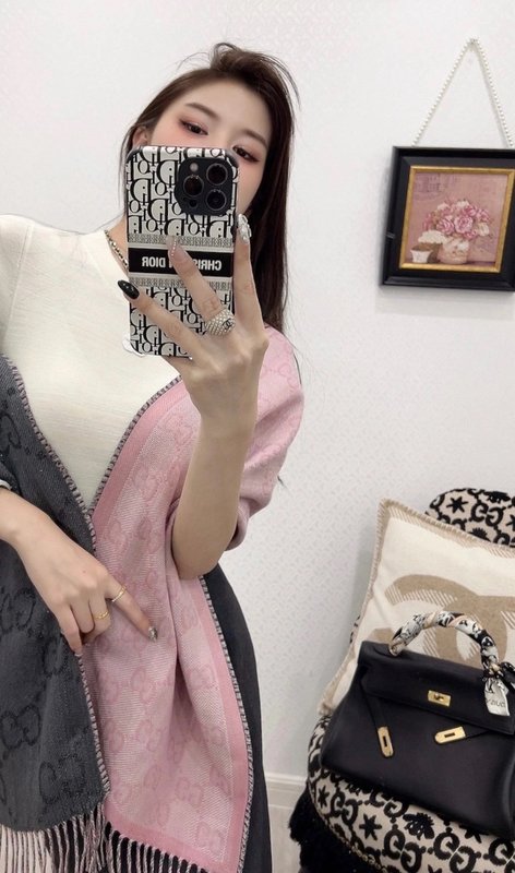 구찌 GG 양면 자카드 스카프 001-266762