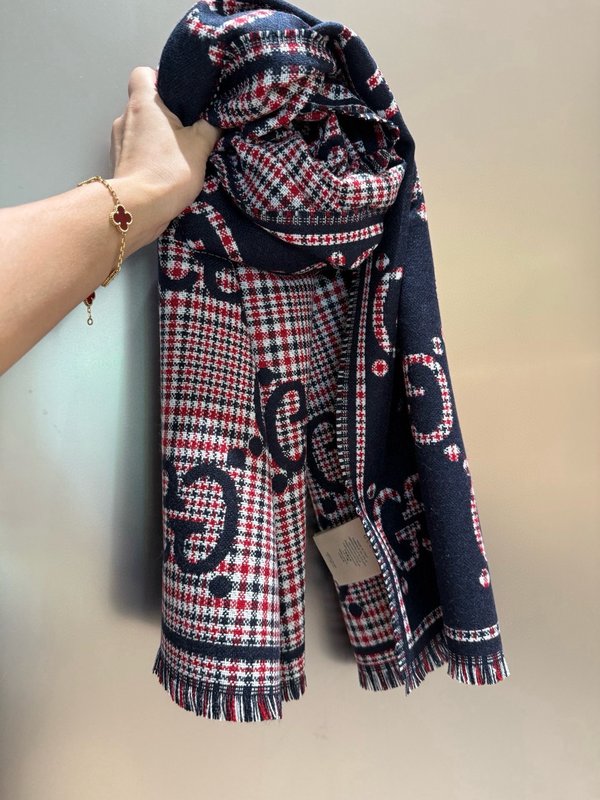 GUCCI 스타일 레터링 울 스카프 001-266776