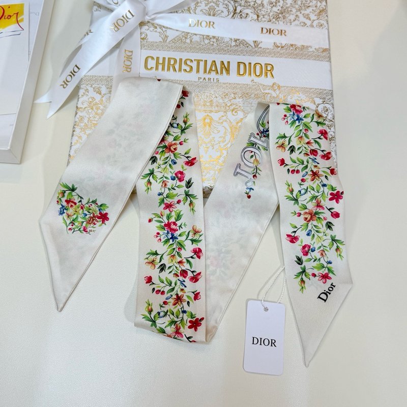 디올 Dioramour Mitzah 스카프 001-266972