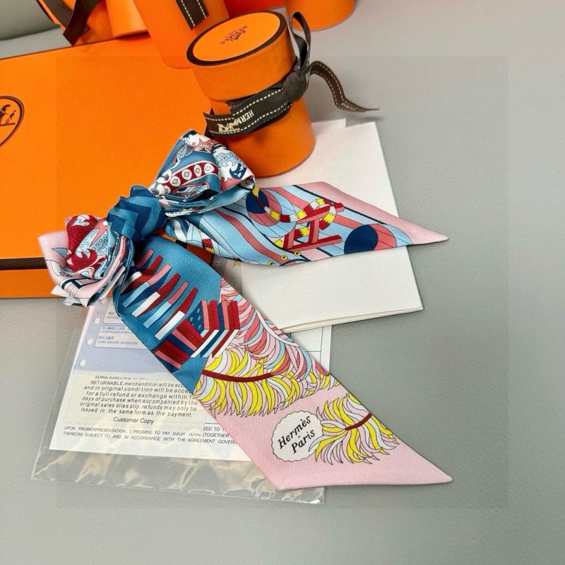 HERMES Twilly 스카프 001-267099