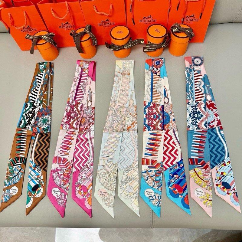 HERMES Twilly 스카프 001-267099