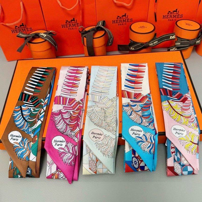 HERMES Twilly 스카프 001-267099