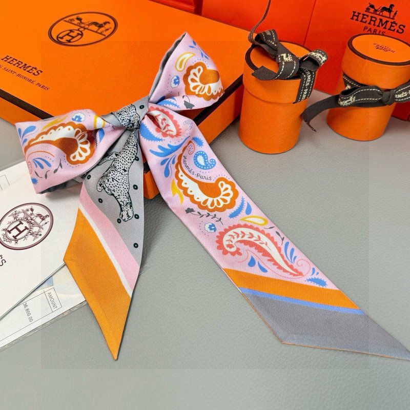 에르메스 치타 BANDANA Twilly 스카프 001-267443