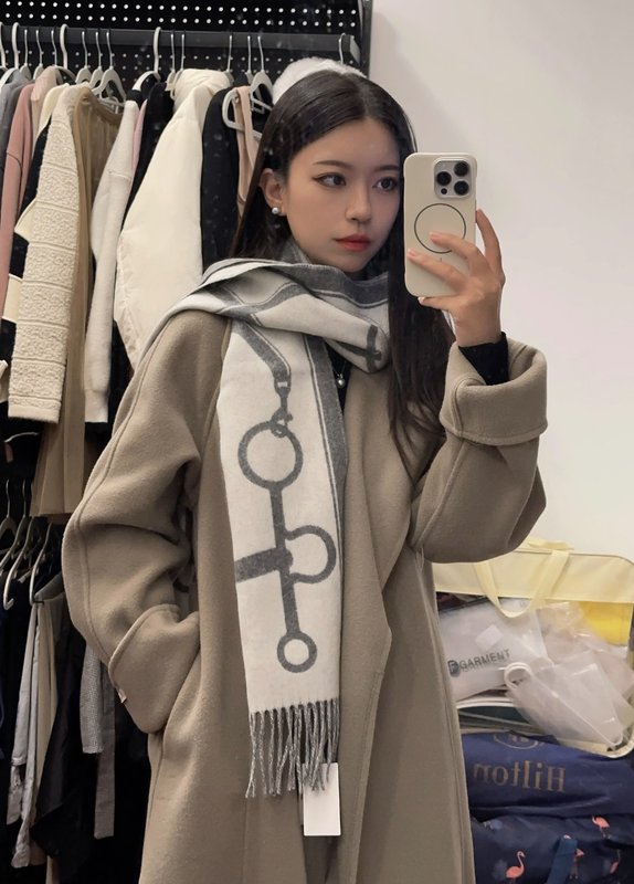 에르메스 남녀공용 자카드 키 스카프 001-267639