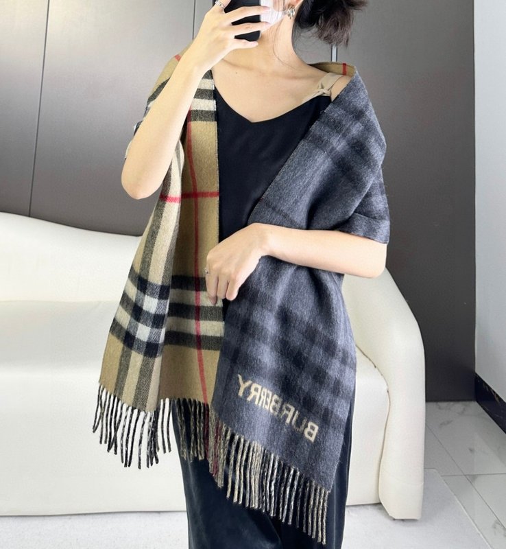버버리 체크 멀티컬러 머플러 001-267698