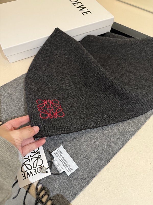LOEWE 로에베 남녀공용 머플러 001-267704
