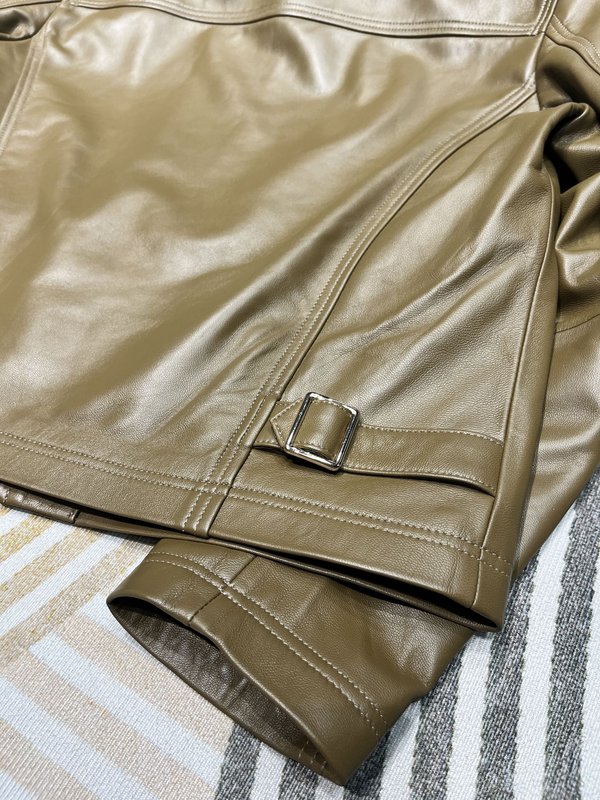 LV 캐주얼 양피 자켓 카키색 001-267980