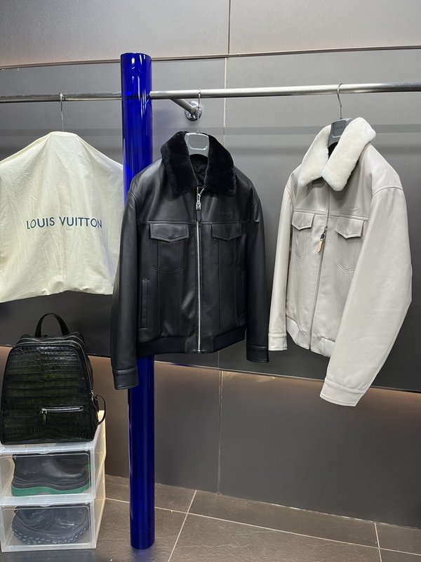 LV 뉴 울트라 라이트 양가죽 누빔 자켓 001-268001