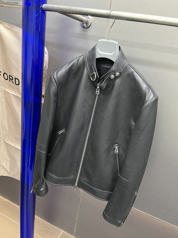 TomFord 소가죽 스탠드칼라 자켓 001-268136
