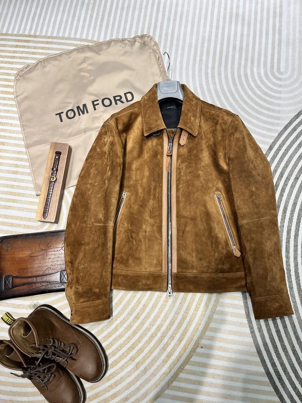 TOMFORD 반스웨이드 가죽 자켓 (翻領简约) 001-268143