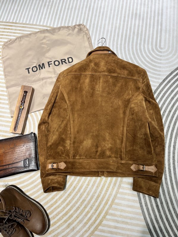 TOMFORD 반스웨이드 가죽 자켓 (翻領简约) 001-268143