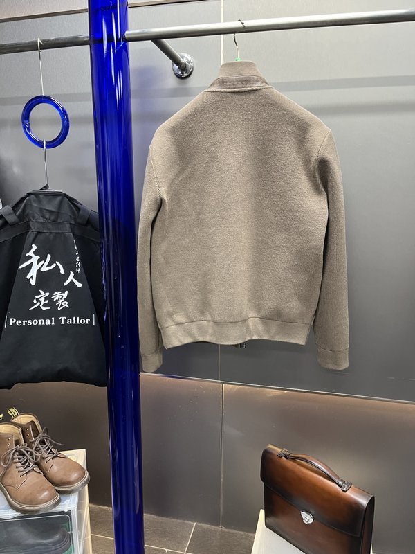 TomFord 스웨이드 다운 자켓 001-268161