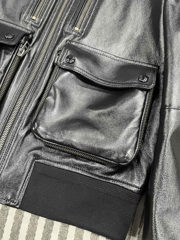 TOM FORD 블랙 레더 라이더 자켓 001-268231