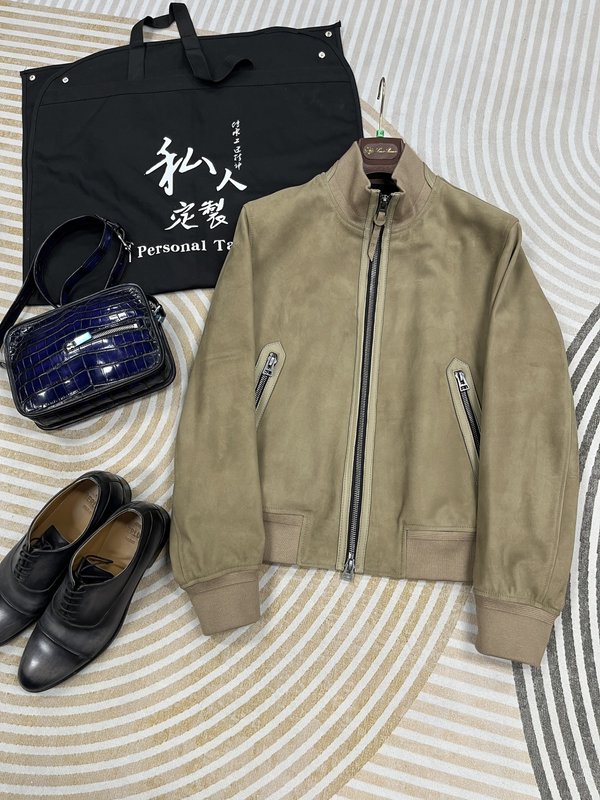 Tom Ford 스웨이드 스탠드 칼라 가죽 자켓 001-268232