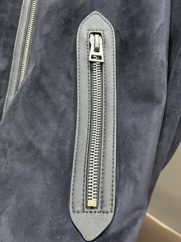 Tom Ford 블랙 스웨이드 자켓 001-268266