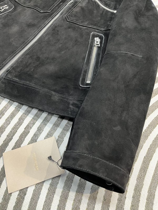 TOM FORD 스웨이드 양가죽 자켓 001-268270