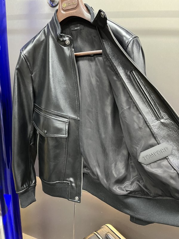 TOM FORD 블랙 도금 가죽 라이더 자켓 001-268276