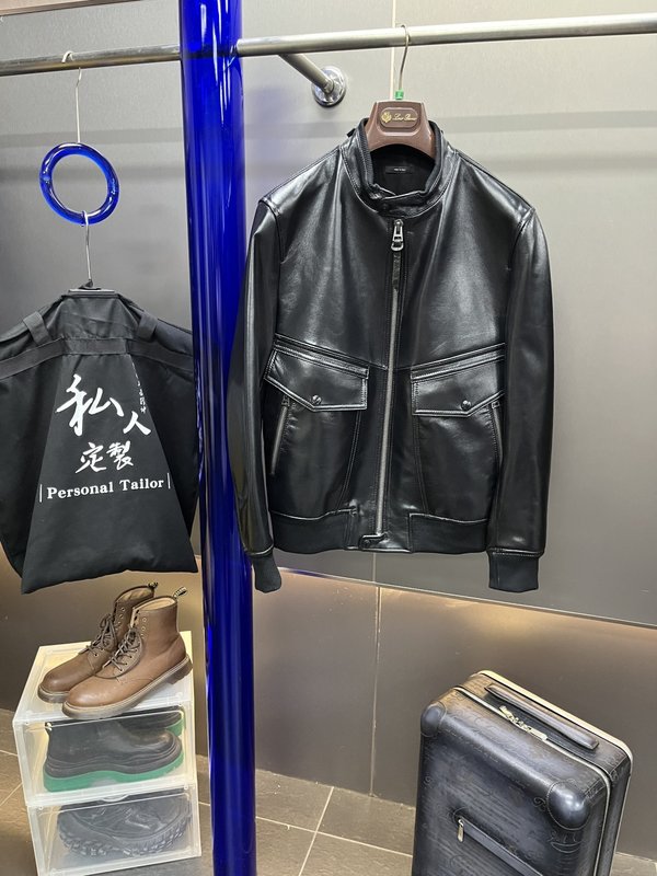 TOM FORD 블랙 도금 가죽 라이더 자켓 001-268276
